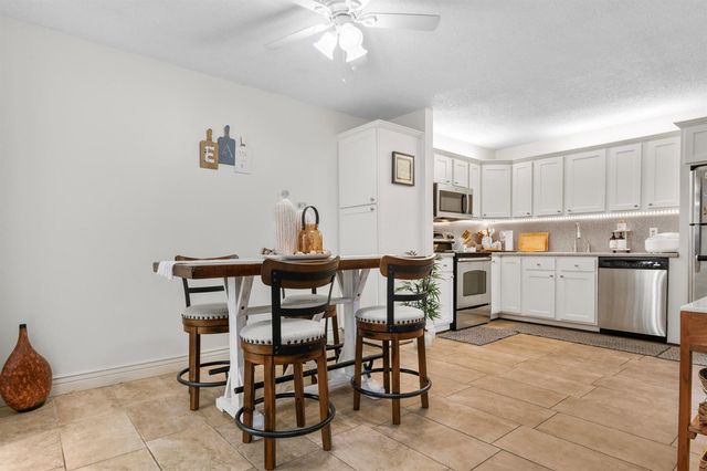 1630 Forest Lakes Circle C, West Palm Beach, FL 33406