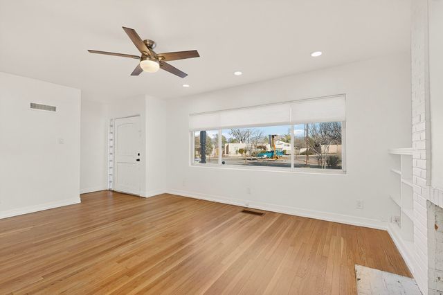 511 Carlisle Boulevard SE, Albuquerque, NM 87106