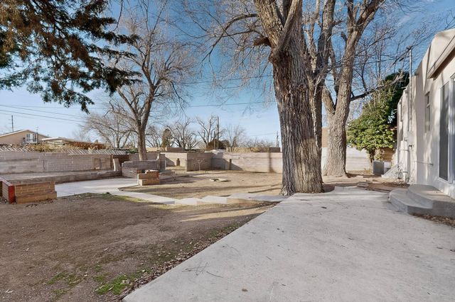 511 Carlisle Boulevard SE, Albuquerque, NM 87106