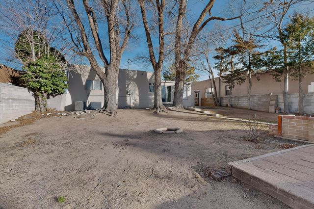 511 Carlisle Boulevard SE, Albuquerque, NM 87106