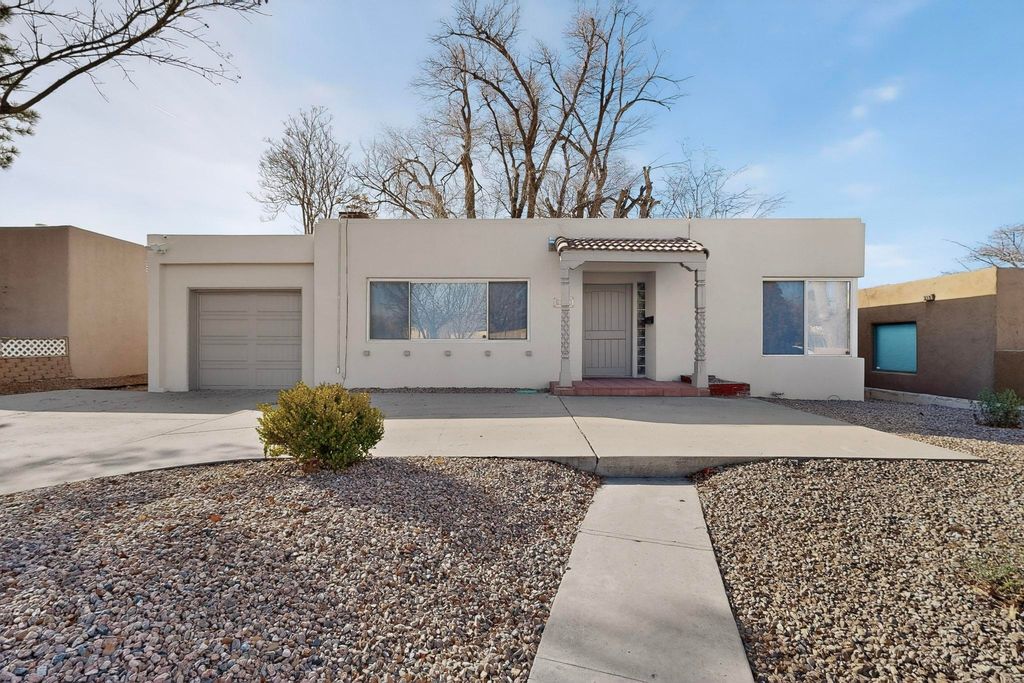 511 Carlisle Boulevard SE, Albuquerque, NM 87106