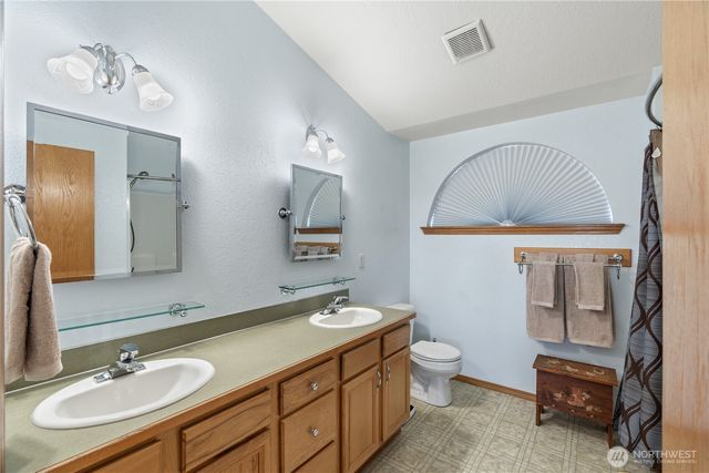 12 Courtney Lane, Montesano, WA 98563