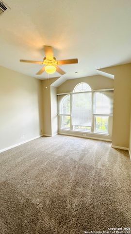 6362 PARKLAND OAKS DR, San Antonio, TX 78240