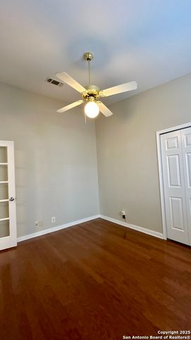 6362 PARKLAND OAKS DR, San Antonio, TX 78240