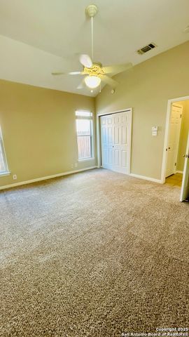 6362 PARKLAND OAKS DR, San Antonio, TX 78240