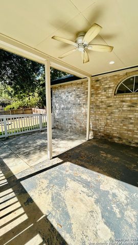 6362 PARKLAND OAKS DR, San Antonio, TX 78240