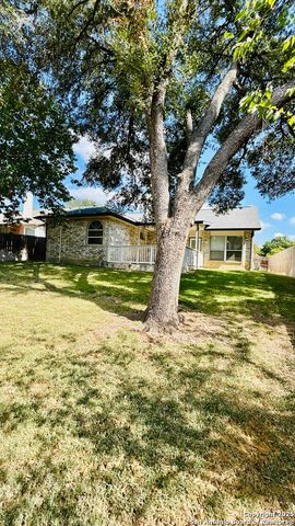 6362 PARKLAND OAKS DR, San Antonio, TX 78240
