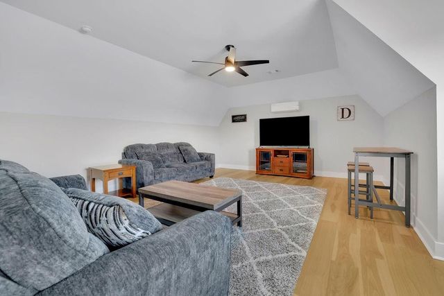 29 Ravenfield Road, Taylorsville, GA 30178