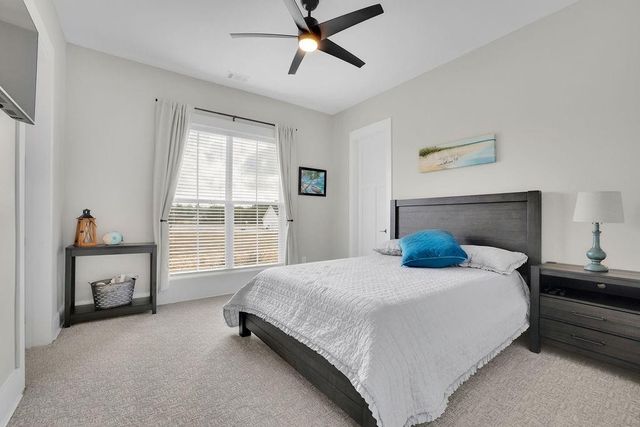 29 Ravenfield Road, Taylorsville, GA 30178