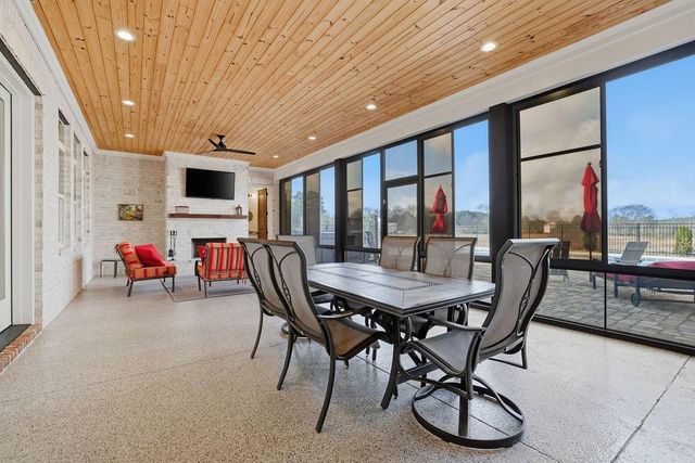 29 Ravenfield Road, Taylorsville, GA 30178