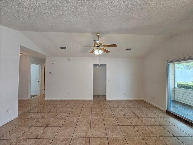 214 Nell Leone Drive, Brunswick, GA 31520