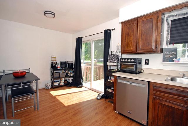 31 DUNMOOR CT S, Hamilton, NJ 08690