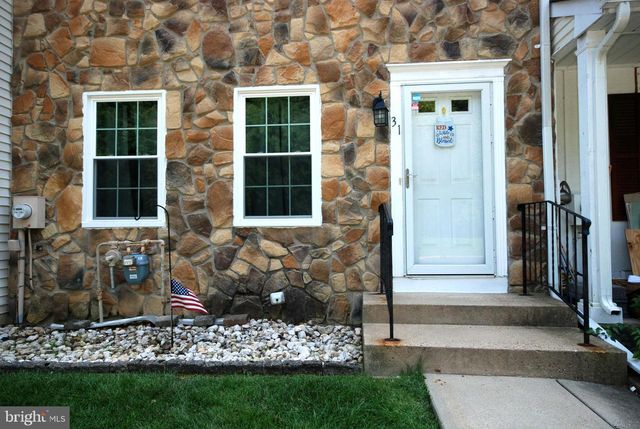 31 DUNMOOR CT S, Hamilton, NJ 08690