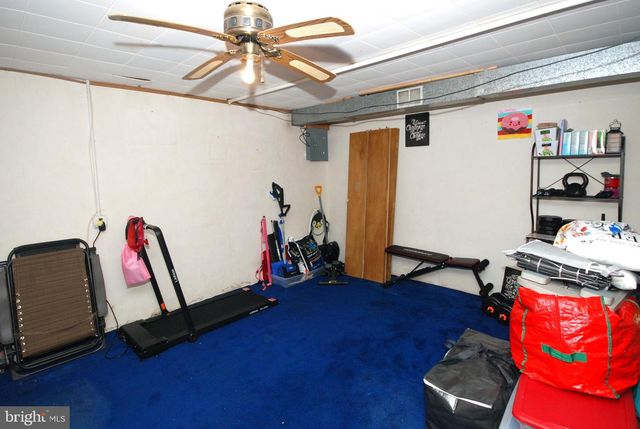 31 DUNMOOR CT S, Hamilton, NJ 08690