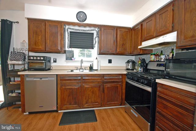 31 DUNMOOR CT S, Hamilton, NJ 08690
