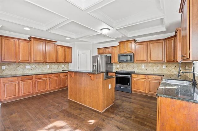 1871 Alcovy Bluff Way, Lawrenceville, GA 30045