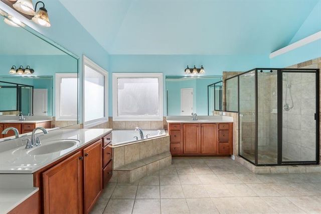 1871 Alcovy Bluff Way, Lawrenceville, GA 30045