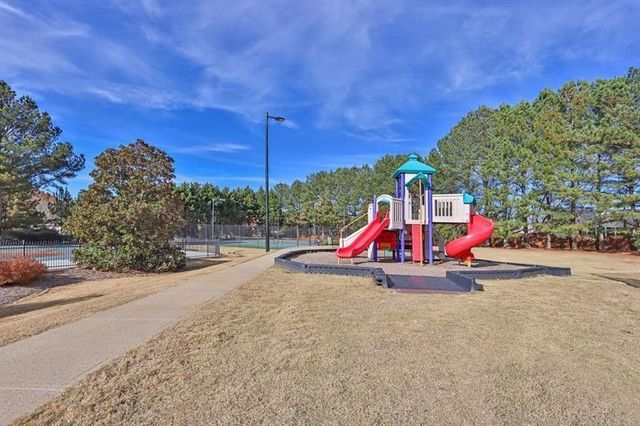 1871 Alcovy Bluff Way, Lawrenceville, GA 30045