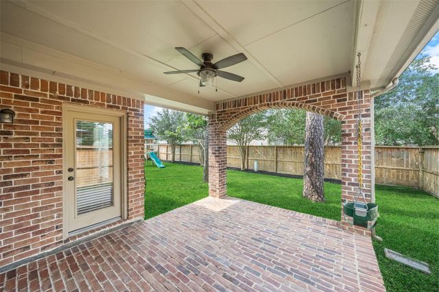 8818 Silver Yacht Drive, Humble, TX 77346