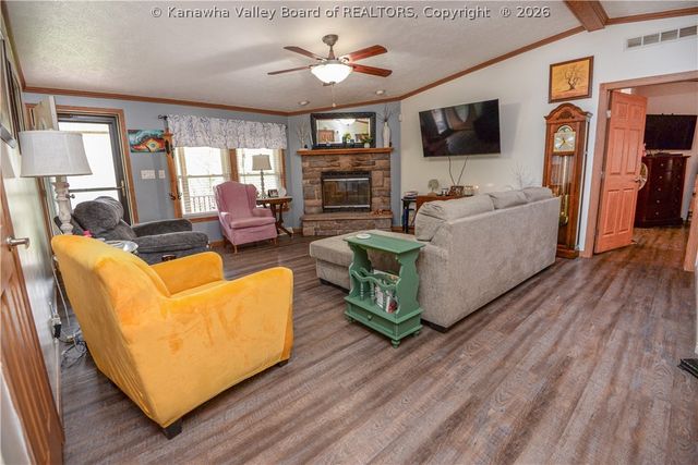 520 Balser Lane, Charleston, WV 25312