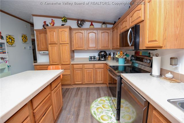 520 Balser Lane, Charleston, WV 25312