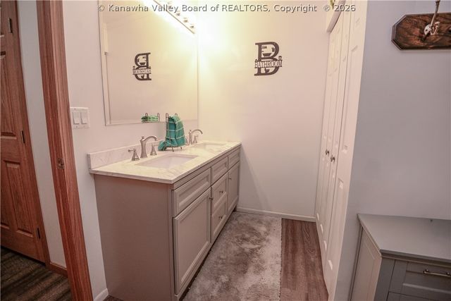 520 Balser Lane, Charleston, WV 25312