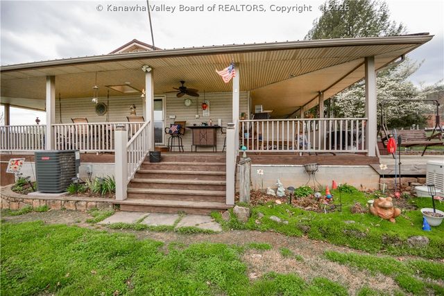 520 Balser Lane, Charleston, WV 25312