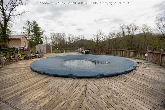 520 Balser Lane, Charleston, WV 25312