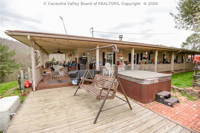 520 Balser Lane, Charleston, WV 25312