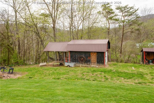 520 Balser Lane, Charleston, WV 25312