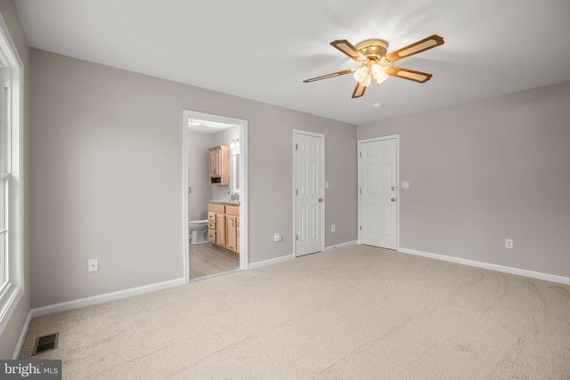 207 OLD LANDING CT, Fredericksburg, VA 22405