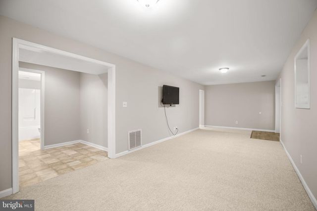 207 OLD LANDING CT, Fredericksburg, VA 22405