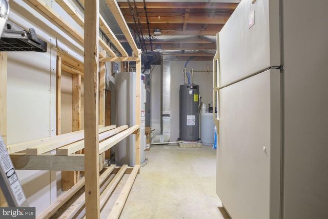 207 OLD LANDING CT, Fredericksburg, VA 22405