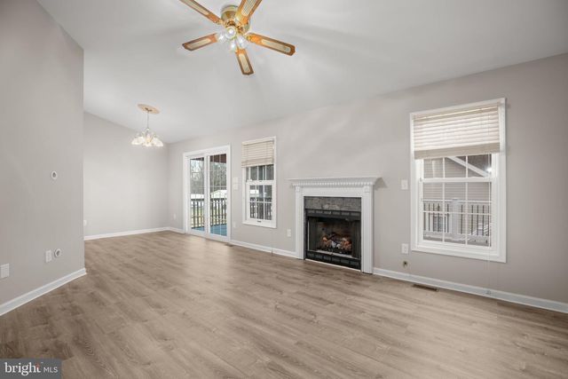 207 OLD LANDING CT, Fredericksburg, VA 22405