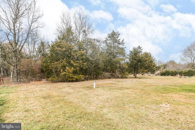 207 OLD LANDING CT, Fredericksburg, VA 22405