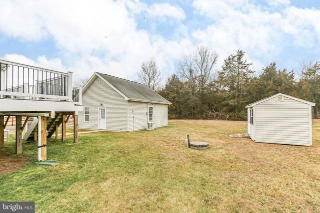 207 OLD LANDING CT, Fredericksburg, VA 22405