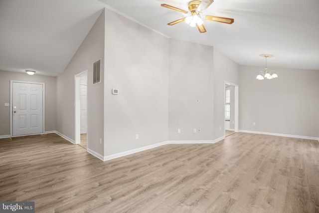 207 OLD LANDING CT, Fredericksburg, VA 22405