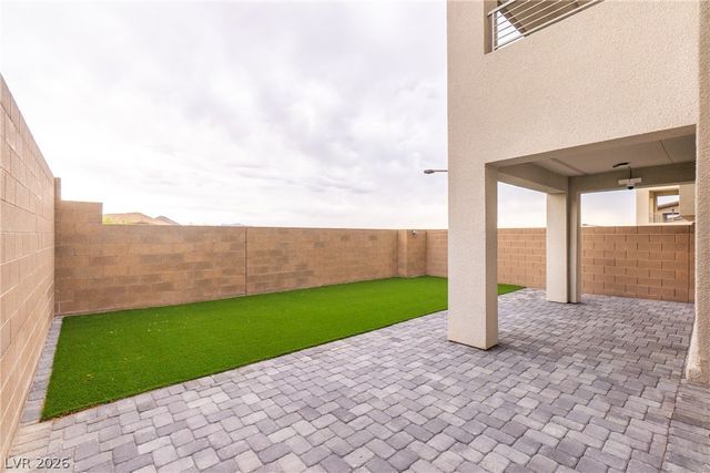 11622 Midnight Melody Avenue, Las Vegas, NV 89138