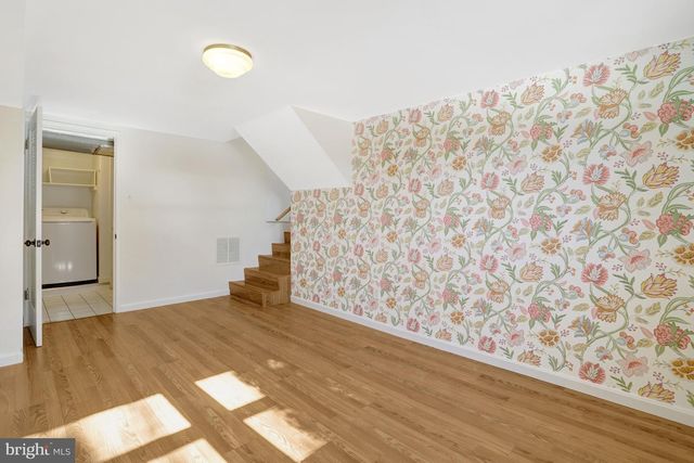 8304 LILAC LN, Alexandria, VA 22308