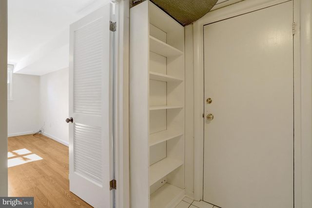 8304 LILAC LN, Alexandria, VA 22308