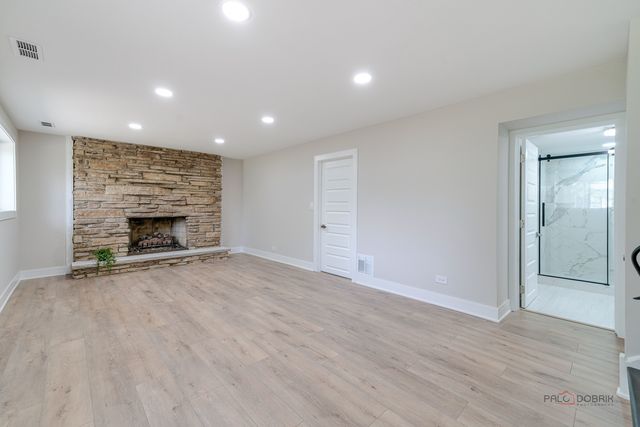 812 Lehigh Lane, Buffalo Grove, IL 60089
