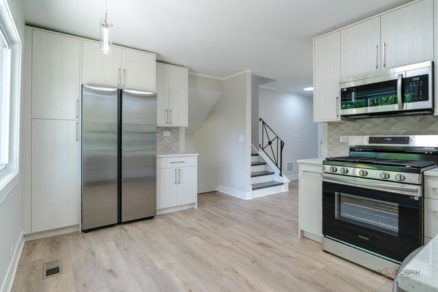 812 Lehigh Lane, Buffalo Grove, IL 60089