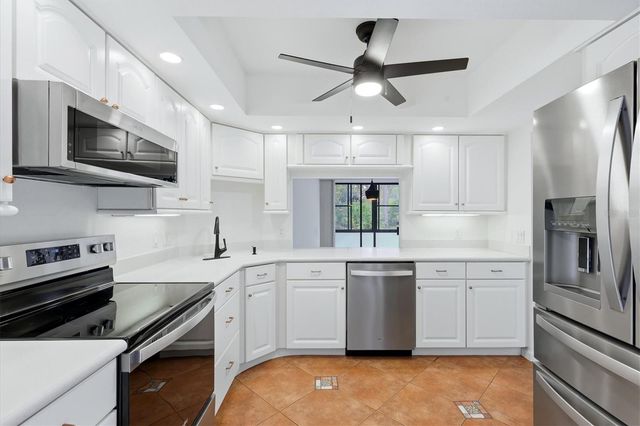 135 WOODLAND PLACE, Osprey, FL 34229