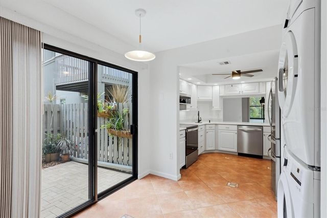 135 WOODLAND PLACE, Osprey, FL 34229