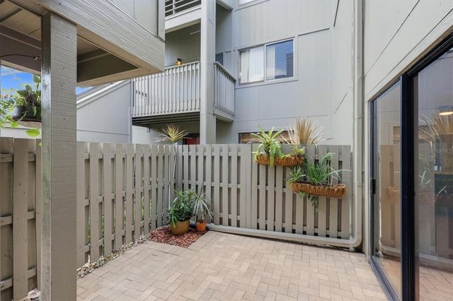 135 WOODLAND PLACE, Osprey, FL 34229