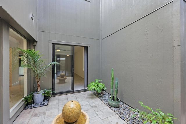 135 WOODLAND PLACE, Osprey, FL 34229