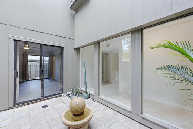 135 WOODLAND PLACE, Osprey, FL 34229