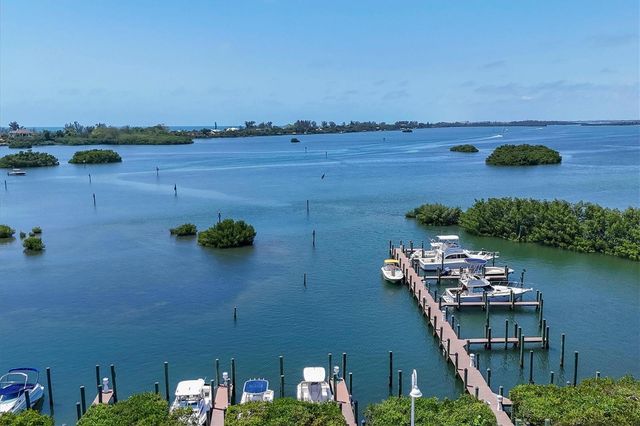 135 WOODLAND PLACE, Osprey, FL 34229