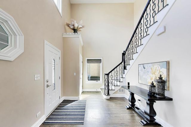 421 W Hawthorne Street, Arlington Heights, IL 60004