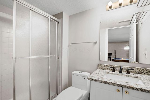 3999 Kensingwood Drive, Columbus, OH 43230